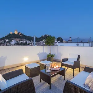 Chezmoihomes Luxury Plaza Nueva Penthouse Appartement